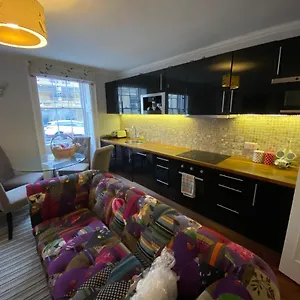 https://rivers-street-georgian-city-apartment.tophotelsbath.com